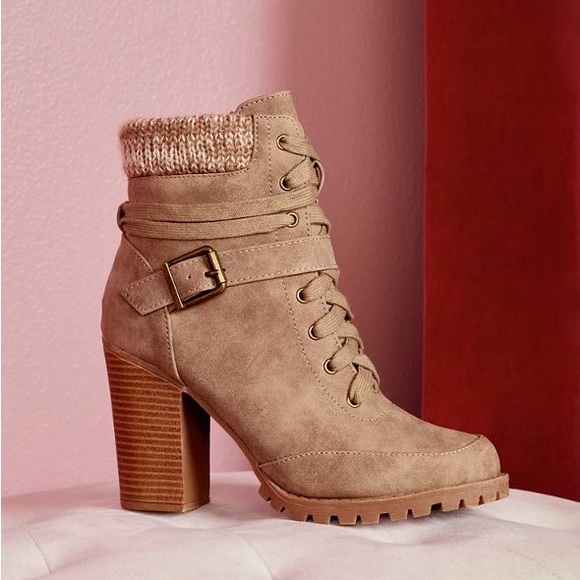 Cuff Ankle Boot - Picture 3 of 7